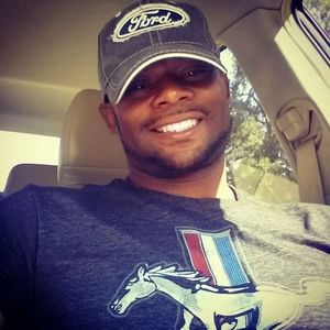 Meet your Posher, Derrick